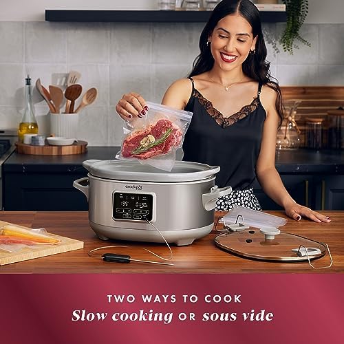 7 Quart Programmable Cook & Carry Slow Cooker - Curated Catalog N7